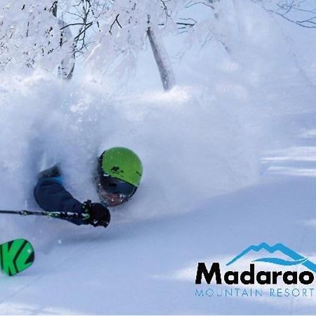 Madarao Kogen Hotel Iiyama Eksteriør billede